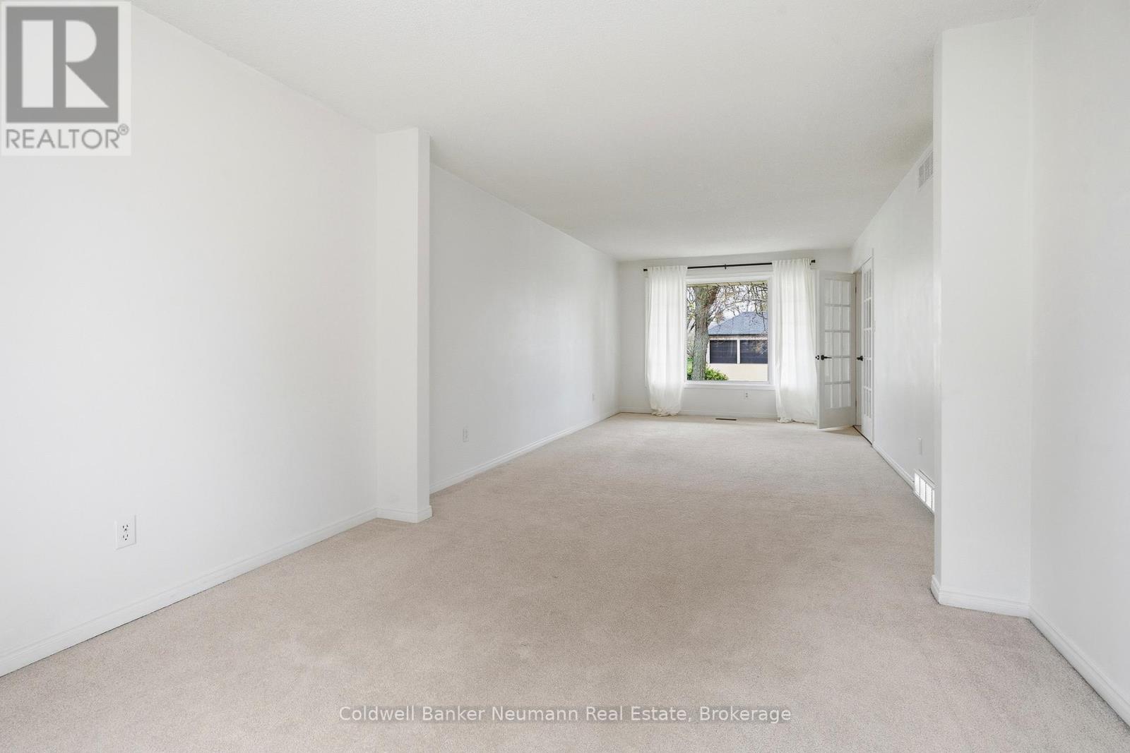 42 Hands Drive, Guelph, Ontario  N1G 3H3 - Photo 8 - X13066824