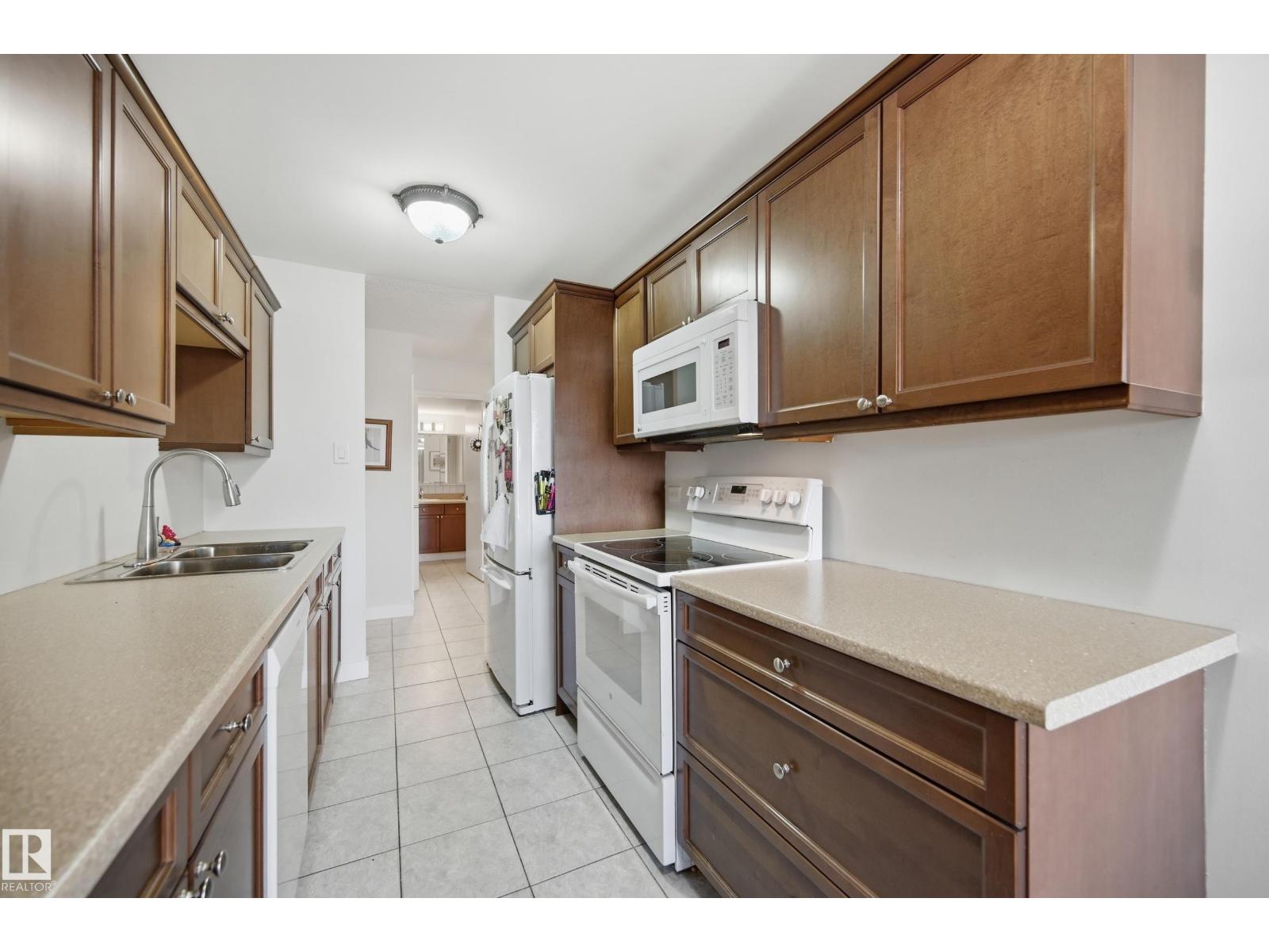 #904 9737 112 St Nw, Edmonton, Alberta  T5K 1L3 - Photo 10 - E4485083