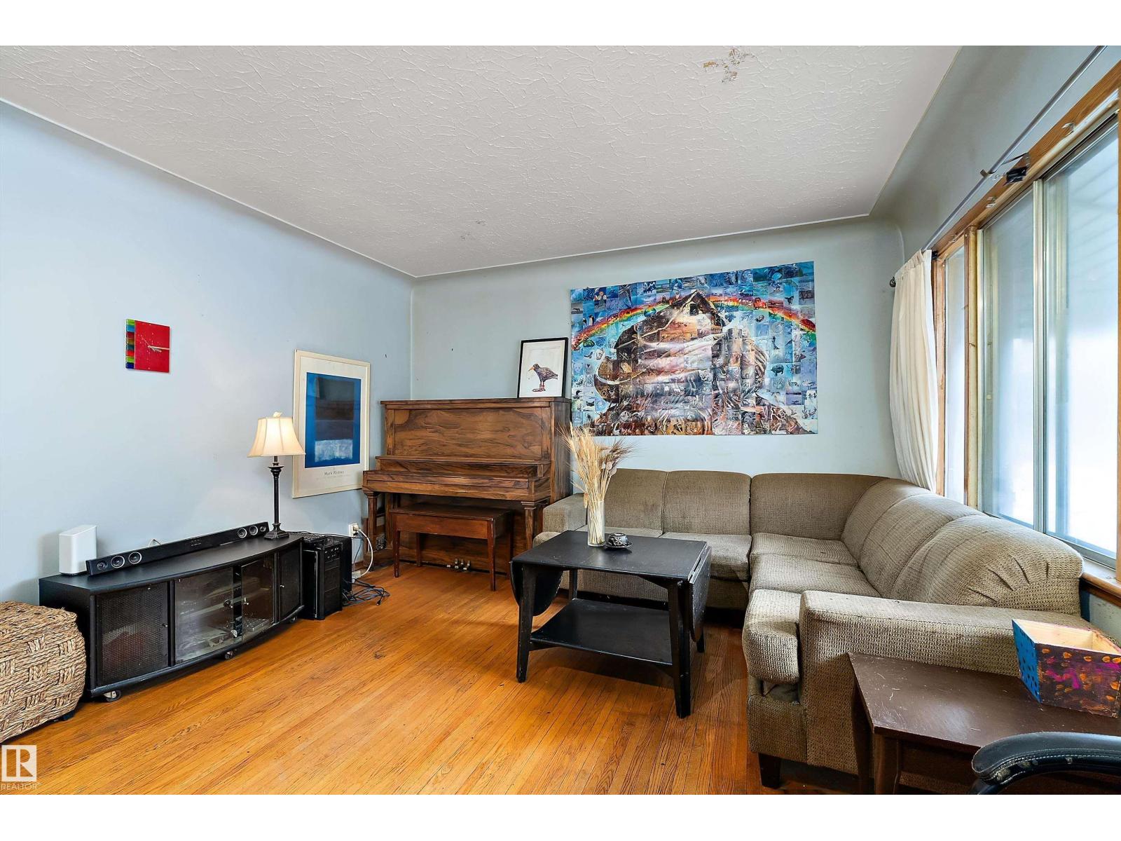 10124 88 Av Nw, Edmonton, Alberta  T6E 2R9 - Photo 4 - E4485084