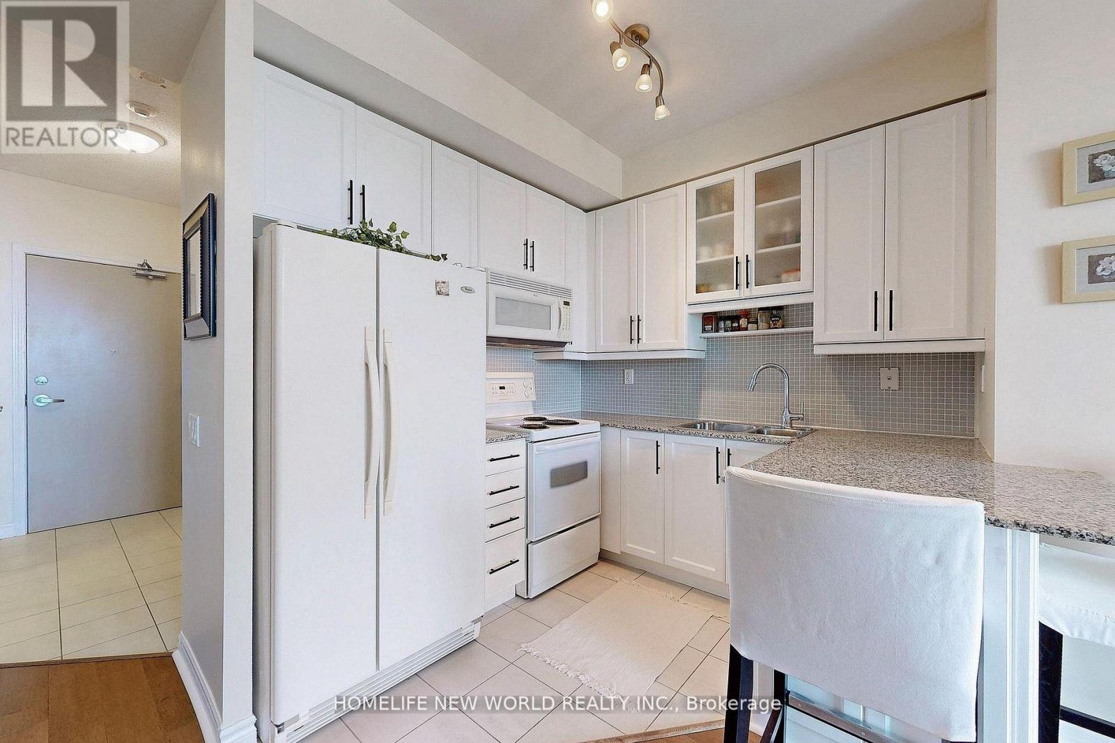 2512 - 60 Byng Avenue, Toronto, Ontario  M2N 4K3 - Photo 8 - C13066794