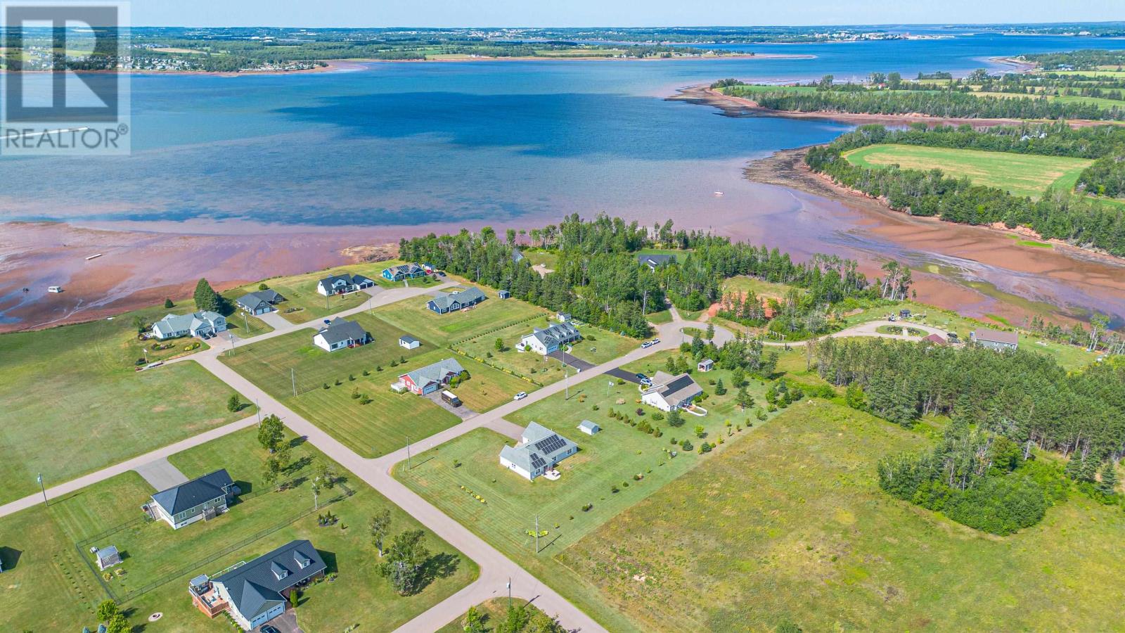 12 Ashton Street, Fairview, Prince Edward Island  C0A 1H2 - Photo 4 - 202609247