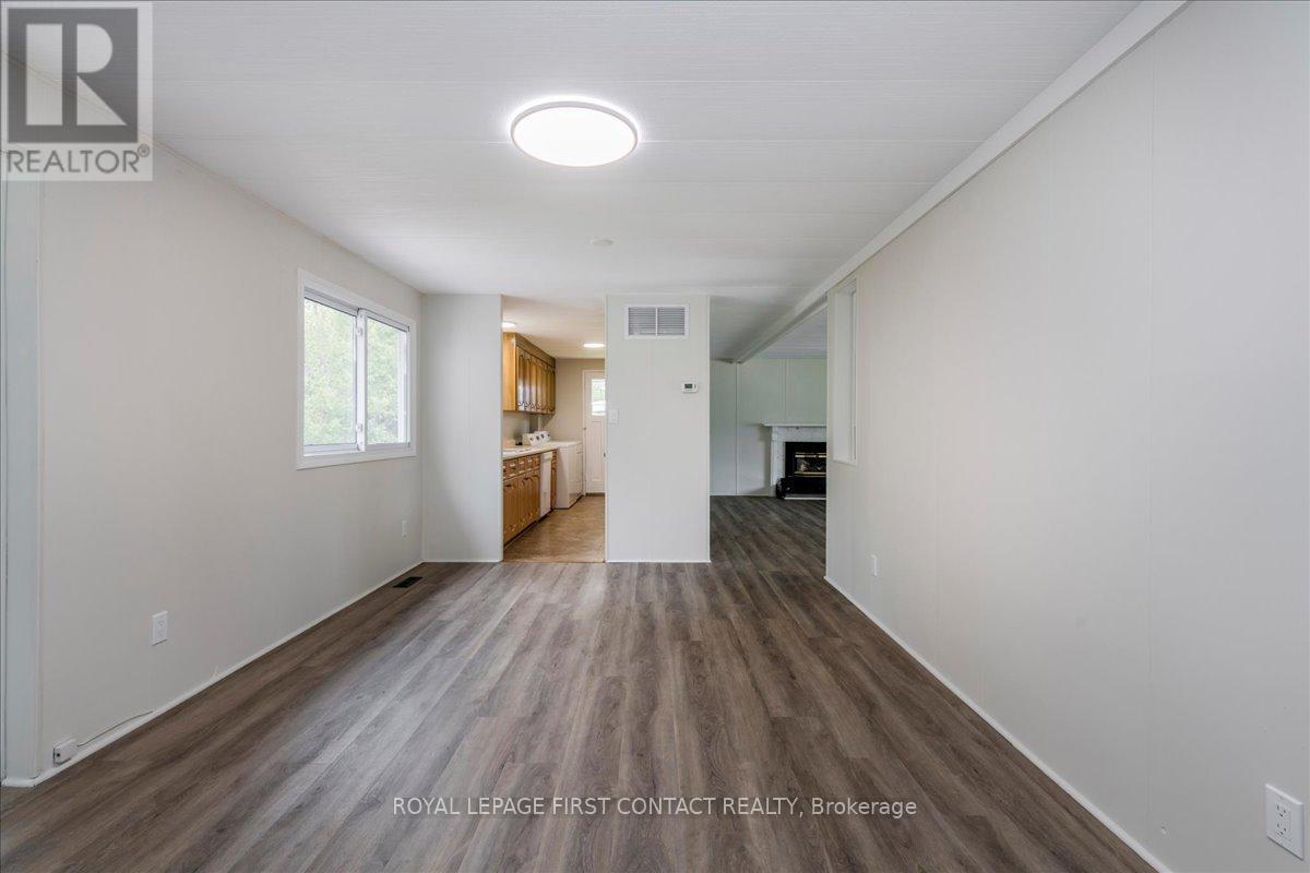 13 Honeysuckle Lane, Innisfil, Ontario  L9S 1M5 - Photo 11 - N13066782