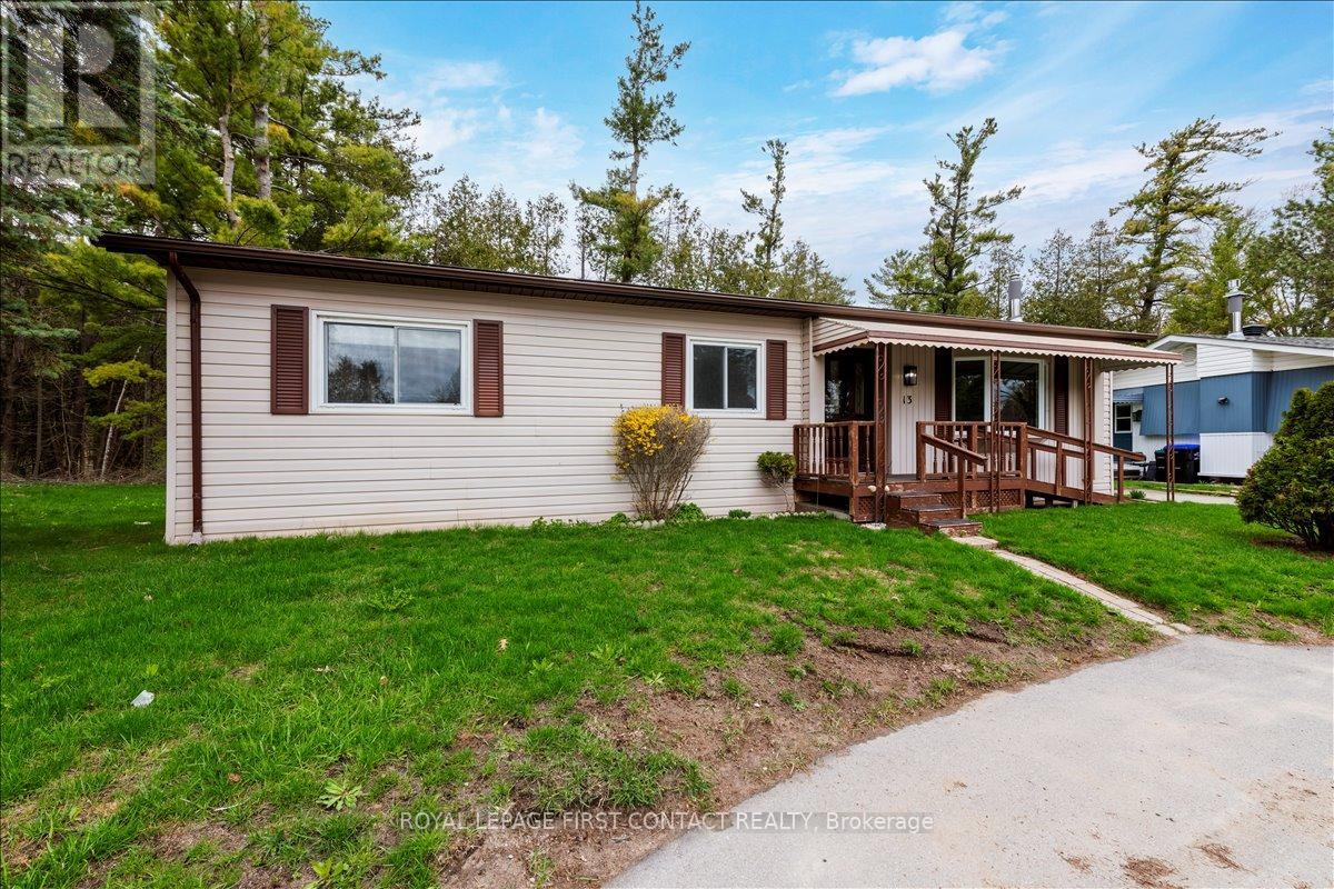 13 Honeysuckle Lane, Innisfil, Ontario  L9S 1M5 - Photo 32 - N13066782
