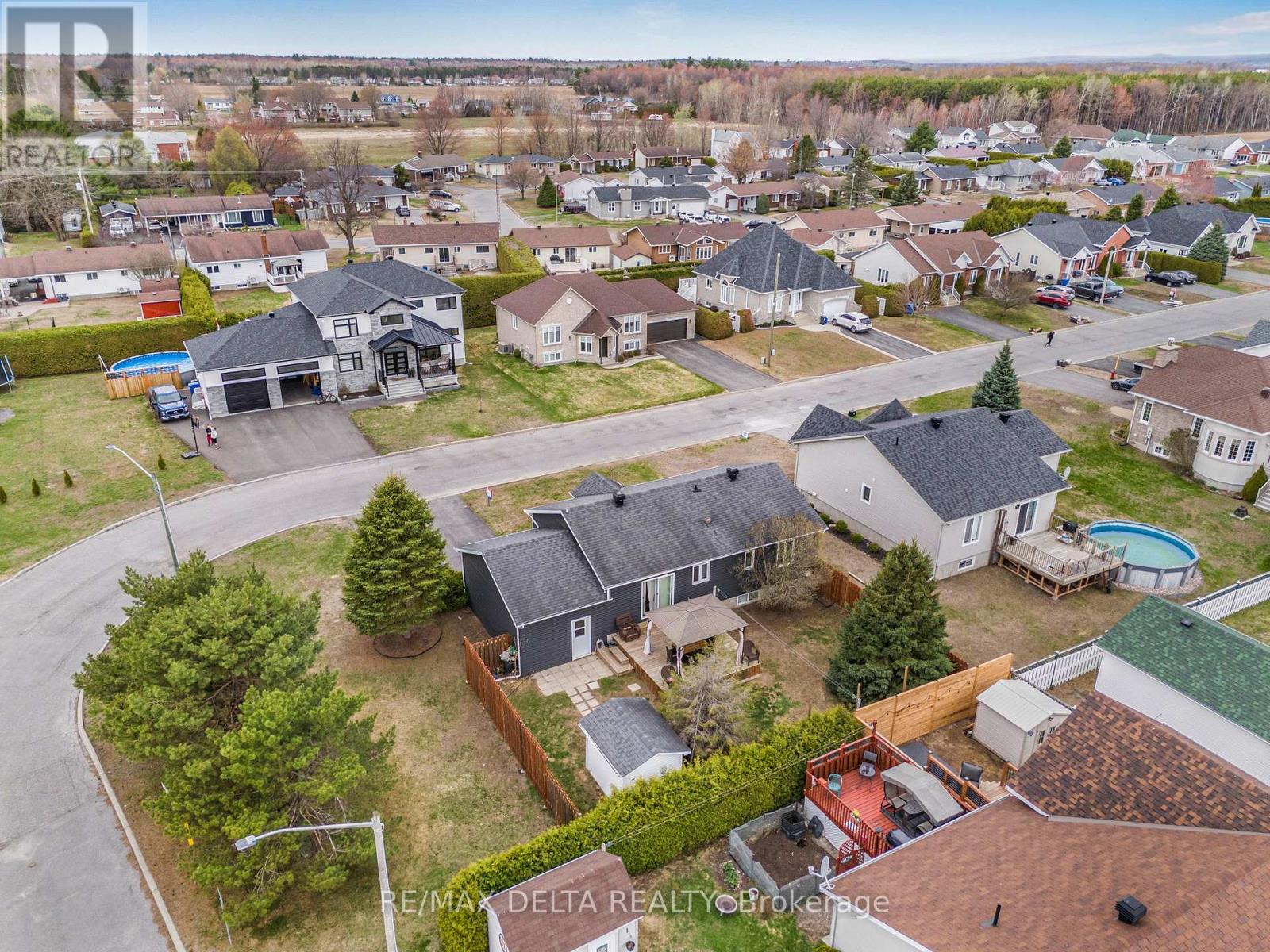 60 Richard Street, Alfred And Plantagenet, Ontario  K0B 1A0 - Photo 33 - X13008230