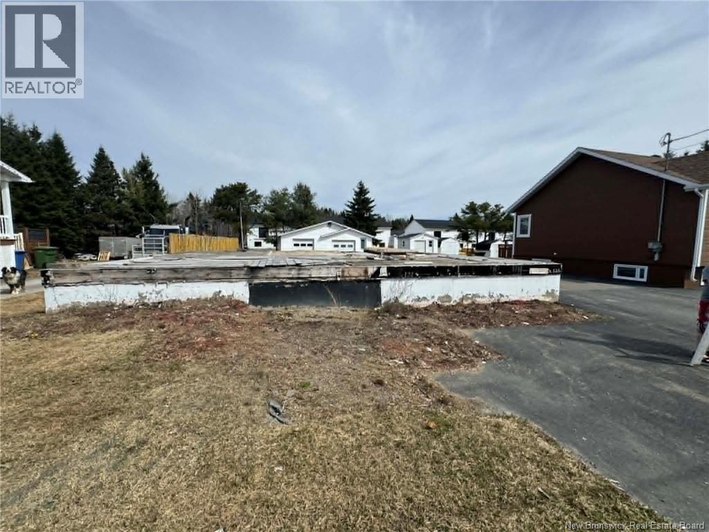 7 Rue Du Parc, Kedgwick, New Brunswick  E8B 1E2 - Photo 2 - NB138396