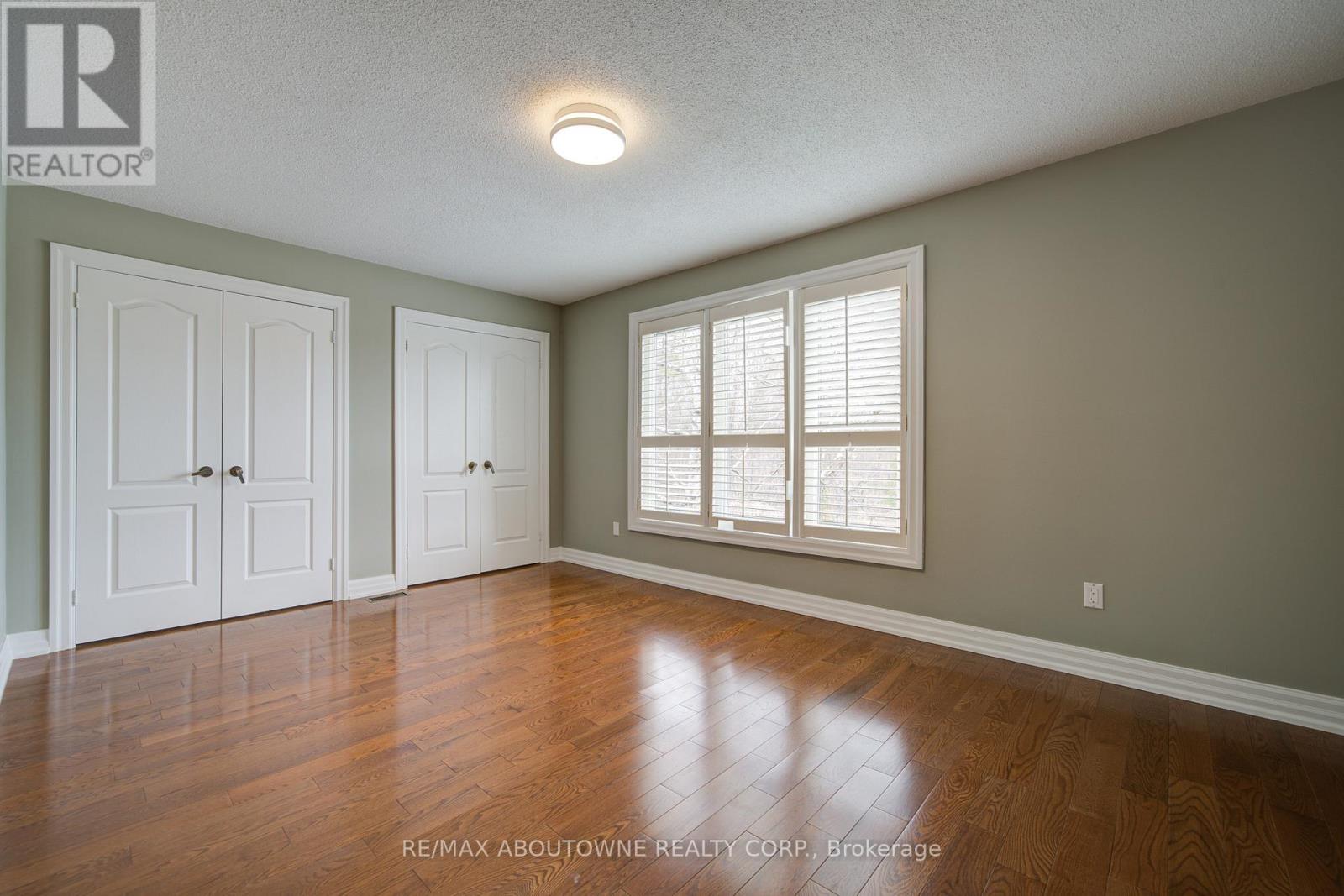 1328 King Henry Court, Oakville, Ontario  L6M 2Y6 - Photo 22 - W13066780