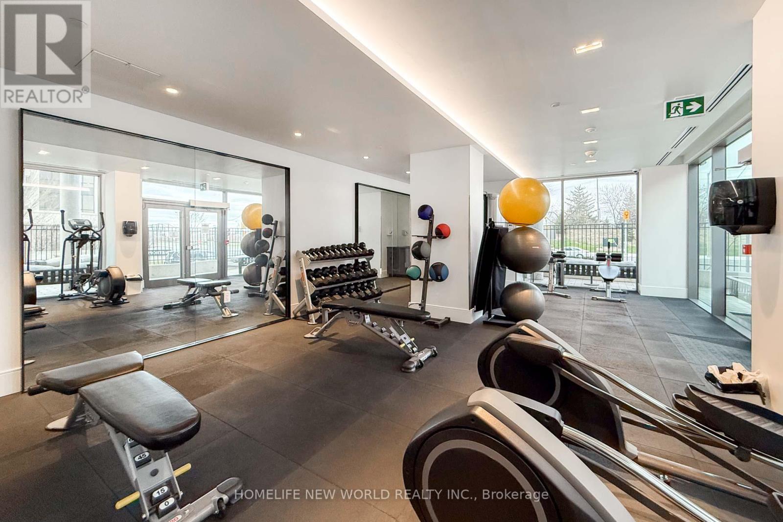 Th04 - 10 De Boers Drive, Toronto, Ontario  M3J 0L6 - Photo 12 - W13066788