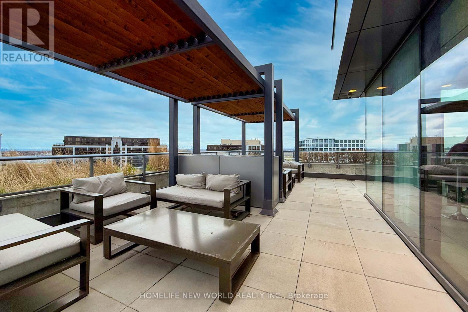 Th04 - 10 De Boers Drive, Toronto, Ontario  M3J 0L6 - Photo 17 - W13066788