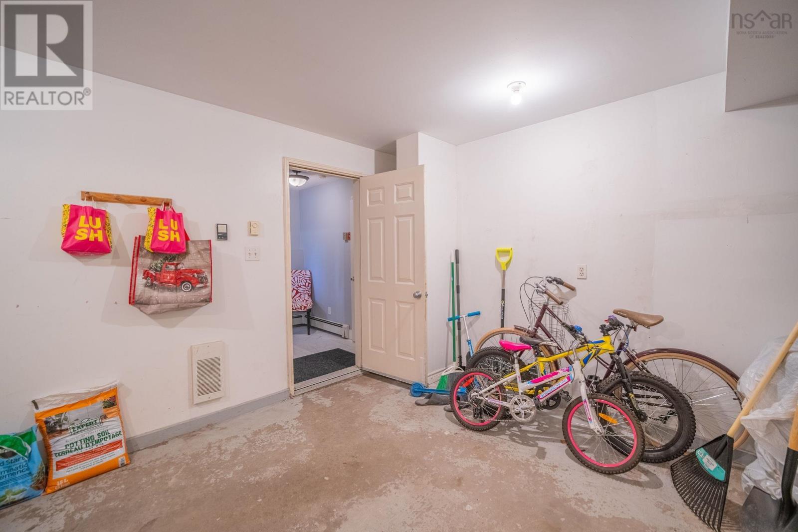 21 Remington Court, Halifax, Nova Scotia  B3M 3Y6 - Photo 36 - 202609131