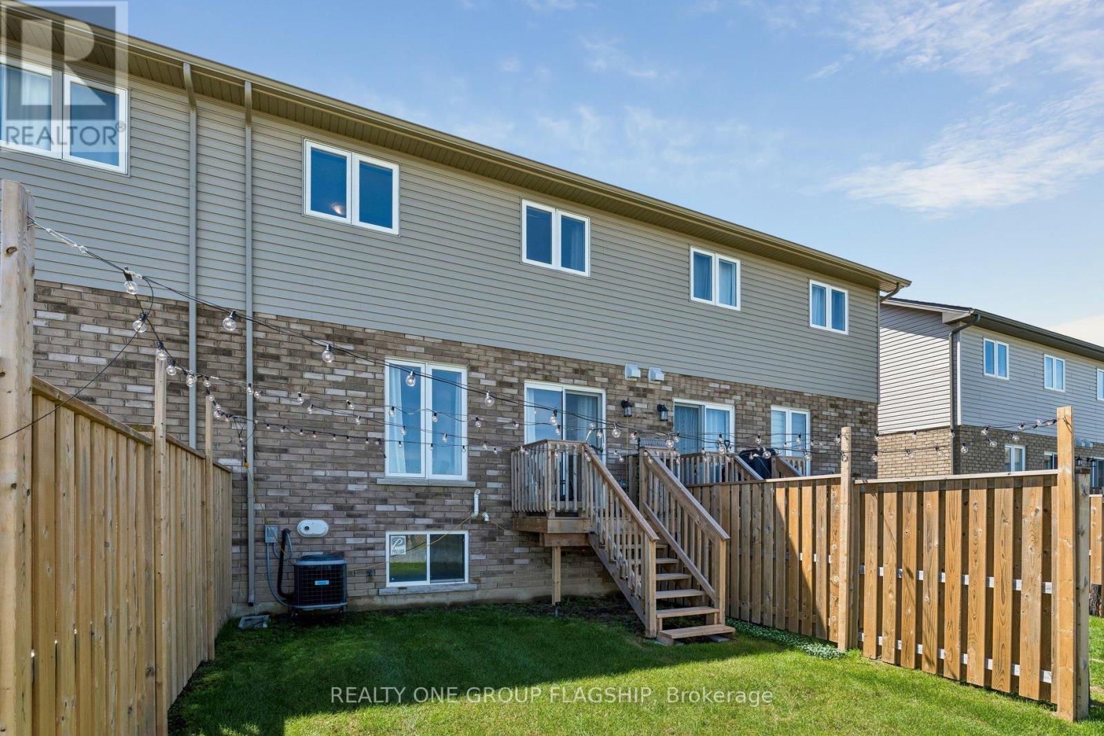 110 Laguna Village Crescent, Hamilton, Ontario  L0R 1P0 - Photo 26 - X13066826