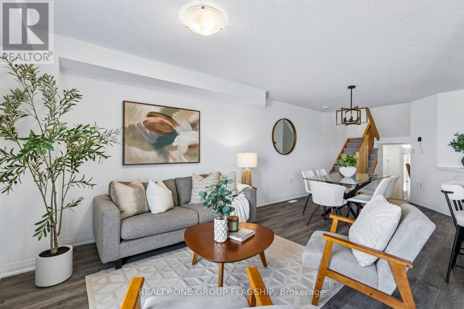 110 Laguna Village Crescent, Hamilton, Ontario  L0R 1P0 - Photo 5 - X13066826