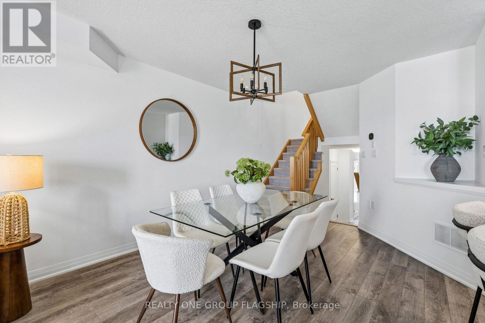 110 Laguna Village Crescent, Hamilton, Ontario  L0R 1P0 - Photo 7 - X13066826