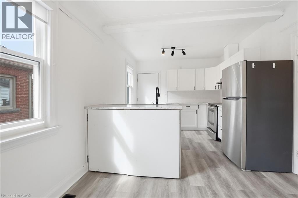 105 Longwood Road N Unit# 1, Hamilton, Ontario  L8S 3V5 - Photo 11 - 40826065