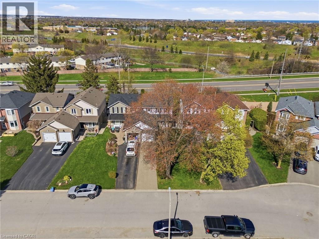 2376 Brunswick Court, Burlington, Ontario  L7P 4P2 - Photo 36 - 40825113