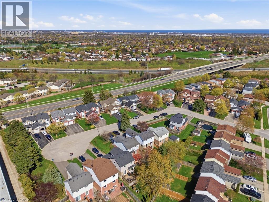 2376 Brunswick Court, Burlington, Ontario  L7P 4P2 - Photo 38 - 40825113