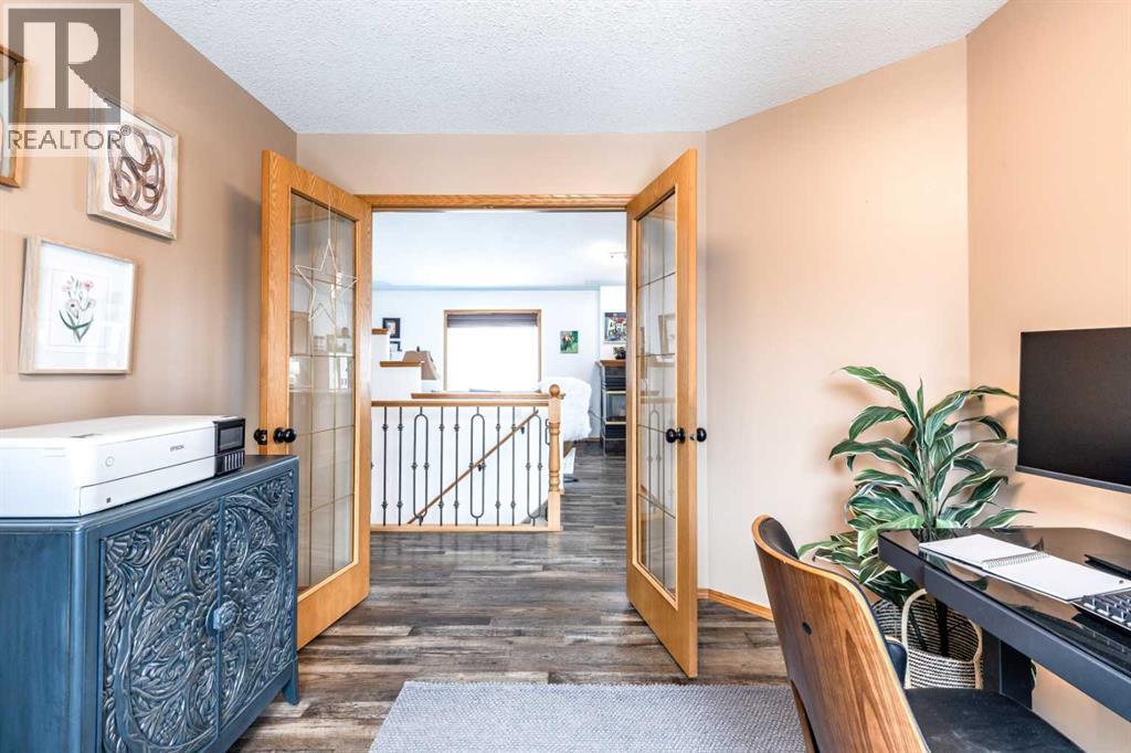632 Hemingway Crescent Ne, Medicine Hat, Alberta  T1C 1X5 - Photo 22 - A2304330