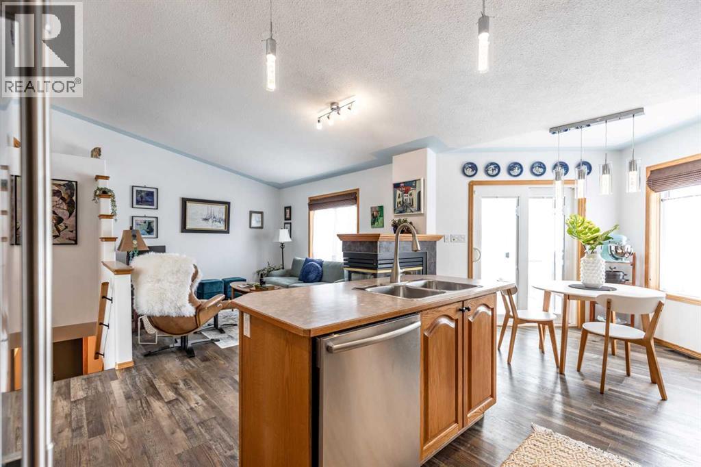 632 Hemingway Crescent Ne, Medicine Hat, Alberta  T1C 1X5 - Photo 11 - A2304330