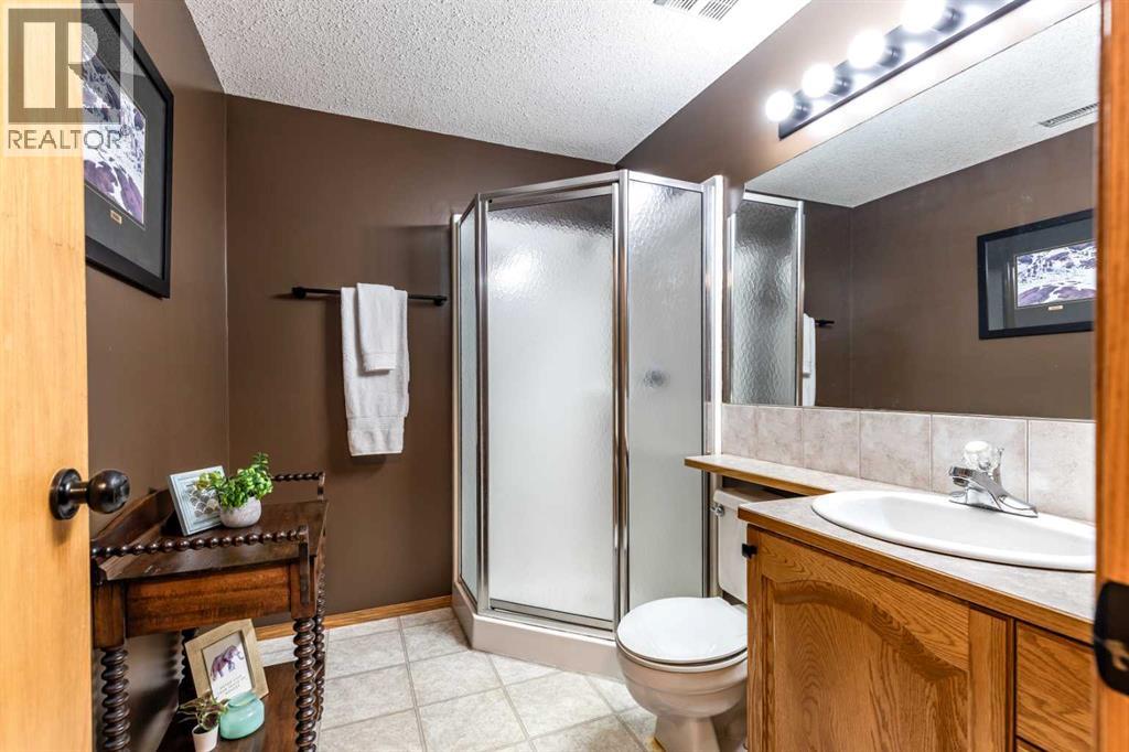 632 Hemingway Crescent Ne, Medicine Hat, Alberta  T1C 1X5 - Photo 41 - A2304330