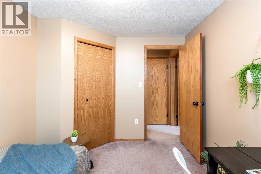 632 Hemingway Crescent Ne, Medicine Hat, Alberta  T1C 1X5 - Photo 40 - A2304330