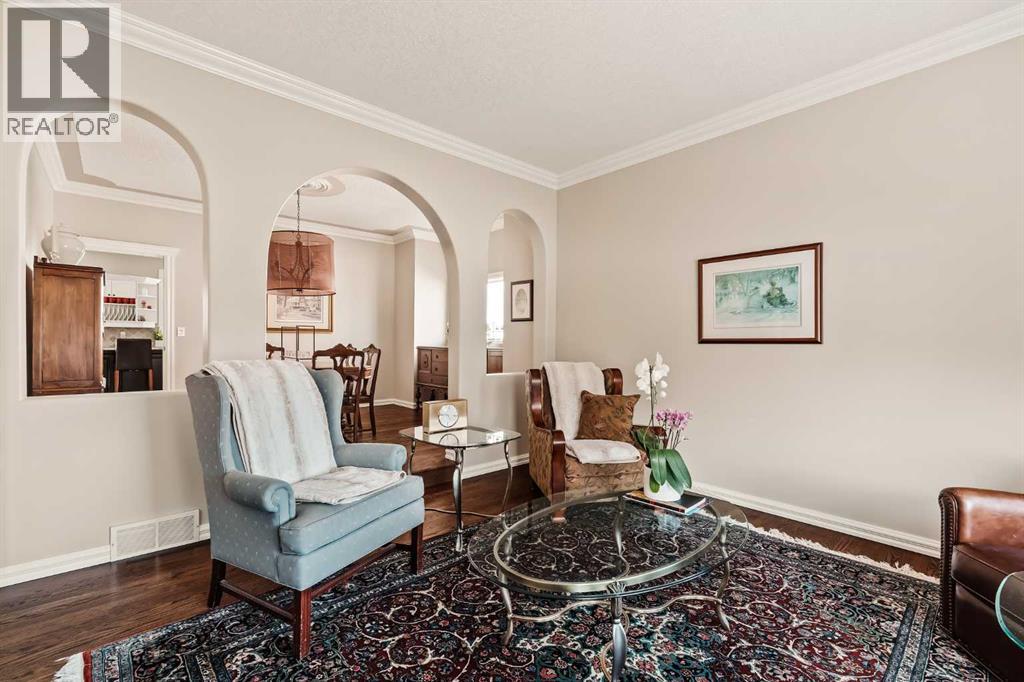70 Patterson Close Sw, Calgary, Alberta  T3H 3K2 - Photo 21 - A2299899