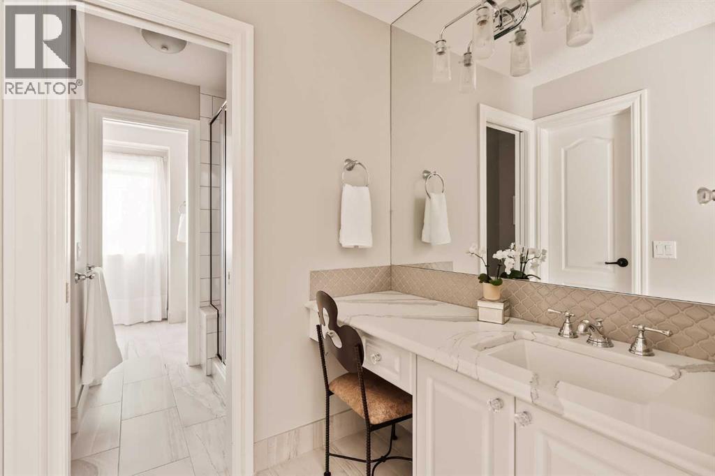 70 Patterson Close Sw, Calgary, Alberta  T3H 3K2 - Photo 33 - A2299899