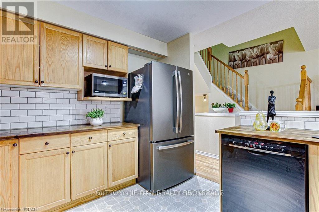 40 - 320 Ambleside Drive, London North, Ontario  N6G 5H9 - Photo 13 - X13066856