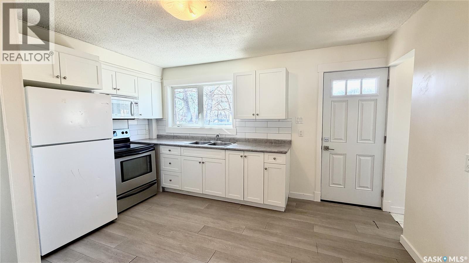 201 V Avenue N, Saskatoon, Saskatchewan  S7L 3E5 - Photo 5 - SK034489