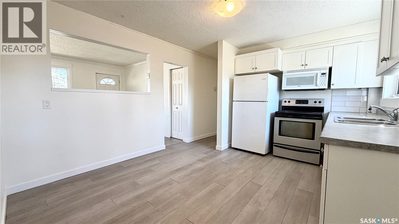 201 V Avenue N, Saskatoon, Saskatchewan  S7L 3E5 - Photo 8 - SK034489