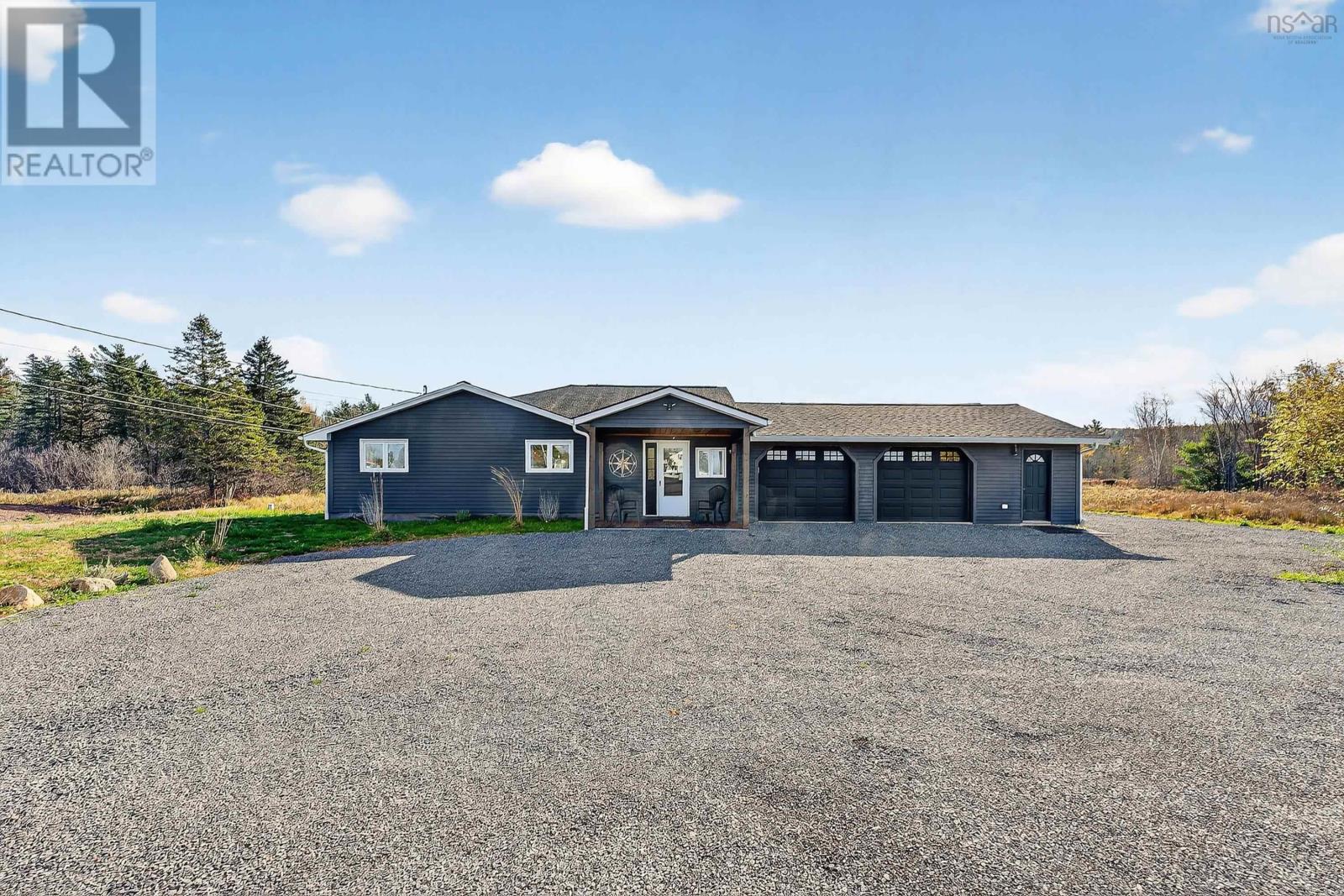 4236 Highway 14, Windsor Forks, Nova Scotia  B0N 2T0 - Photo 2 - 202609253