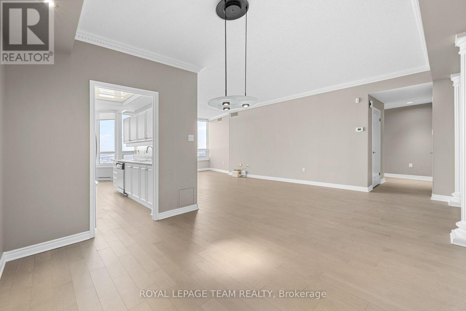 1803 - 1480 Riverside Drive, Ottawa, Ontario  K1G 5H2 - Photo 8 - X12833822