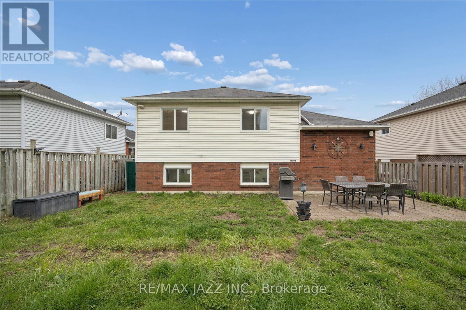 14 Penfound Drive, Clarington (Bowmanville), Ontario  L1C 4C5 - Photo 25 - E13066868