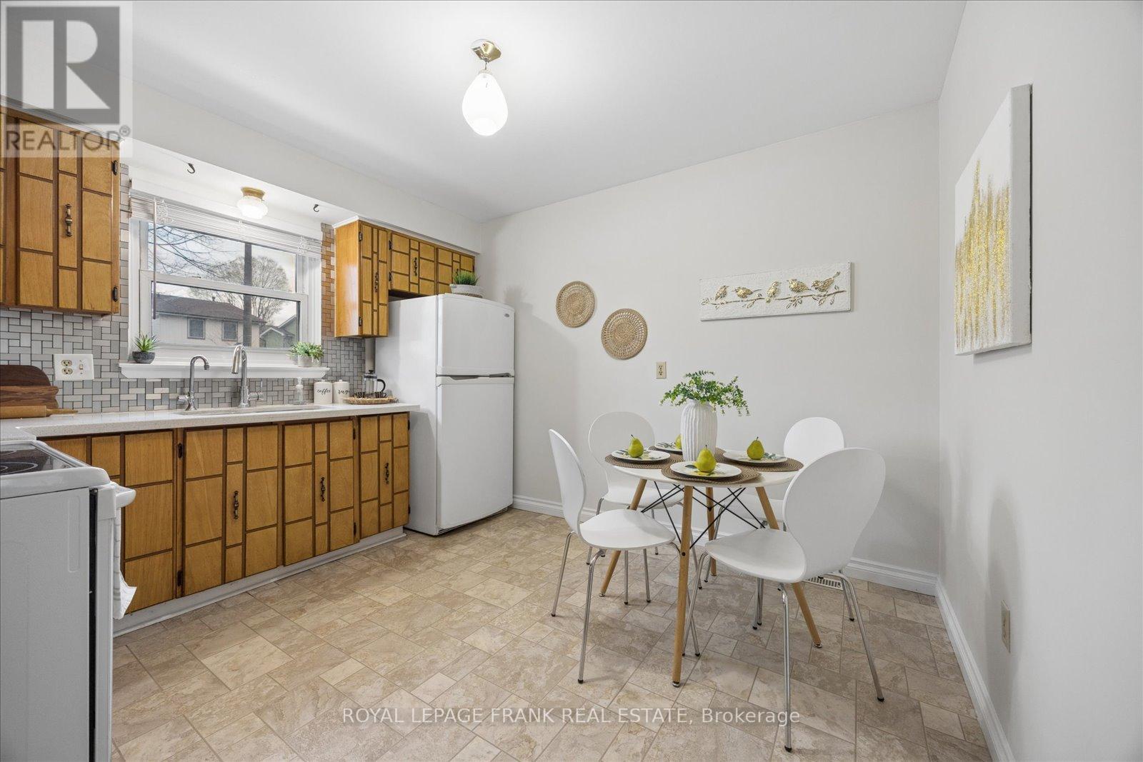 572 Camelot Drive, Oshawa, Ontario  L1K 1K4 - Photo 16 - E13066882