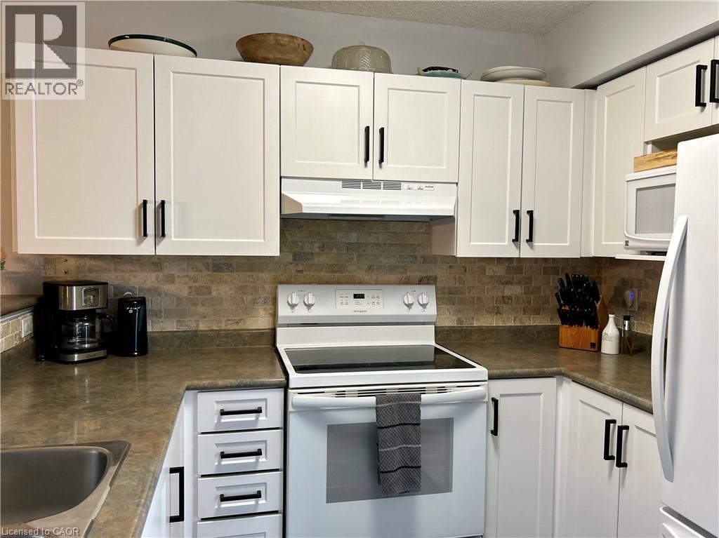 1411 Walkers Line Unit# 202, Burlington, Ontario  L7M 4P5 - Photo 11 - 40806888