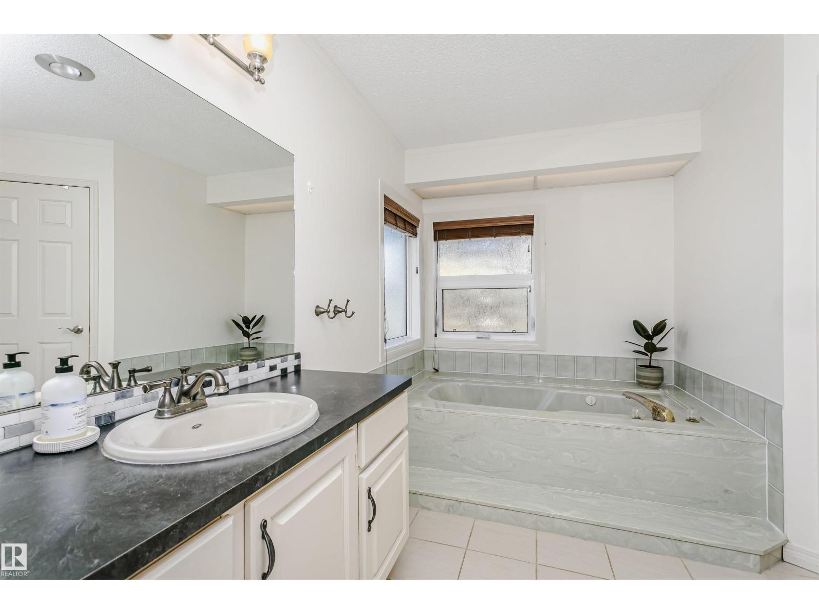 17820 57 Av Nw, Edmonton, Alberta  T6M 1S5 - Photo 31 - E4485090