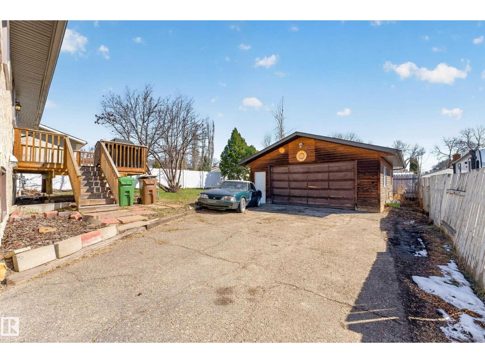 105 Mission Av, St. Albert, Alberta  T8N 2C5 - Photo 40 - E4485092