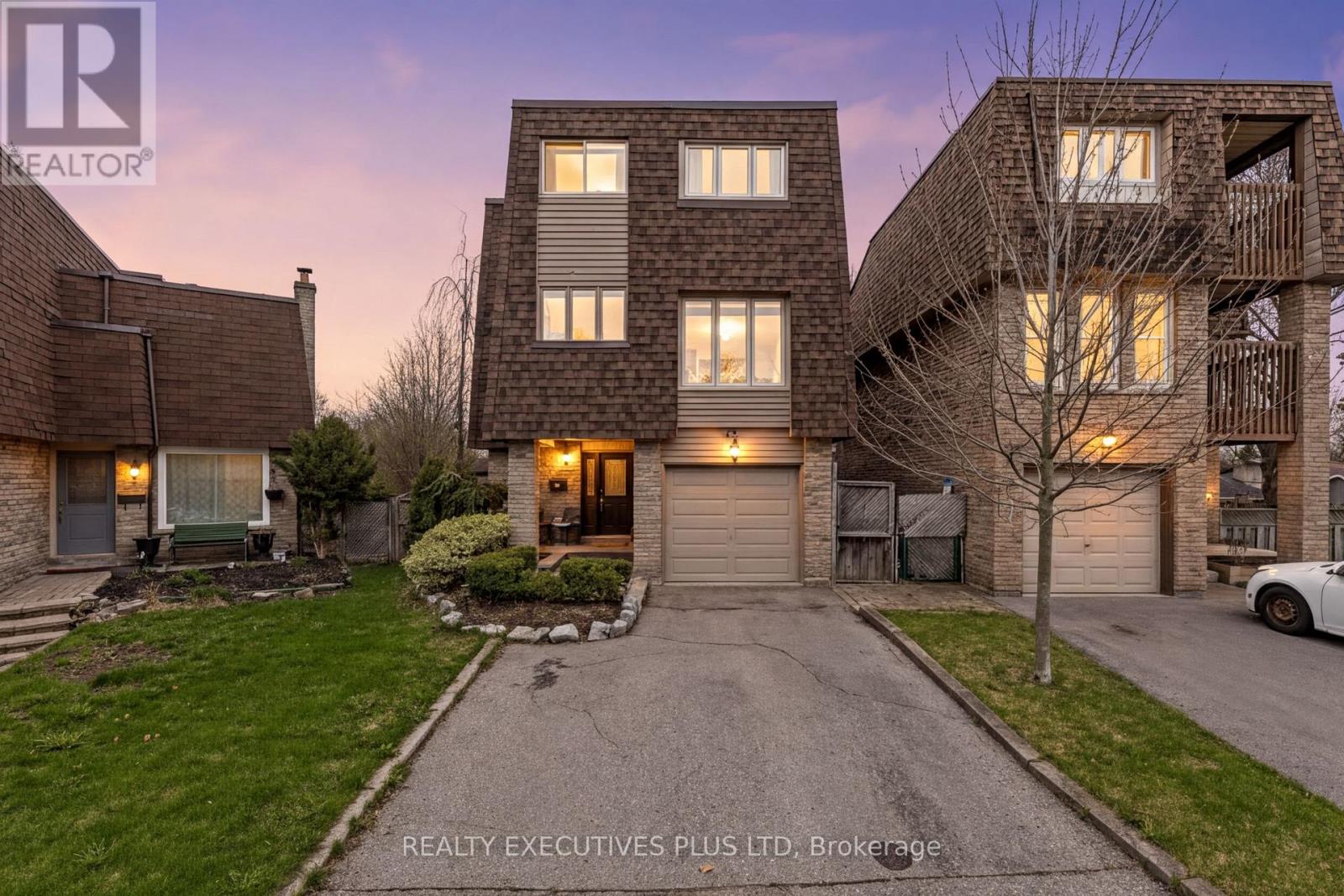 25 GRAHAM COURT, whitby (pringle creek), Ontario