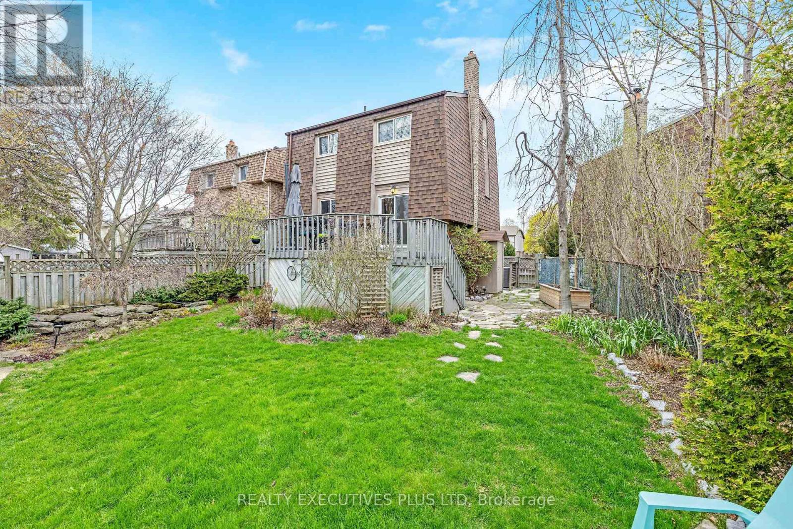 25 Graham Court, Whitby (Pringle Creek), Ontario  L1N 6E1 - Photo 28 - E13066884