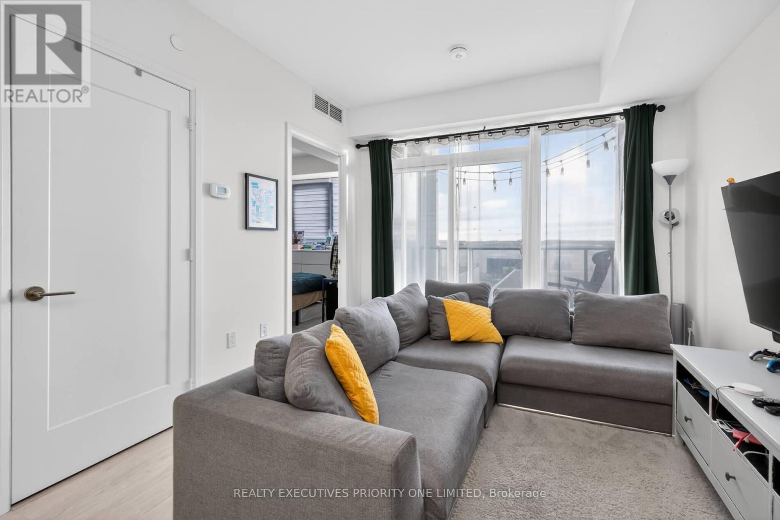 519 - 9000 Jane Street, Vaughan, Ontario  L4K 2M9 - Photo 11 - N13066846