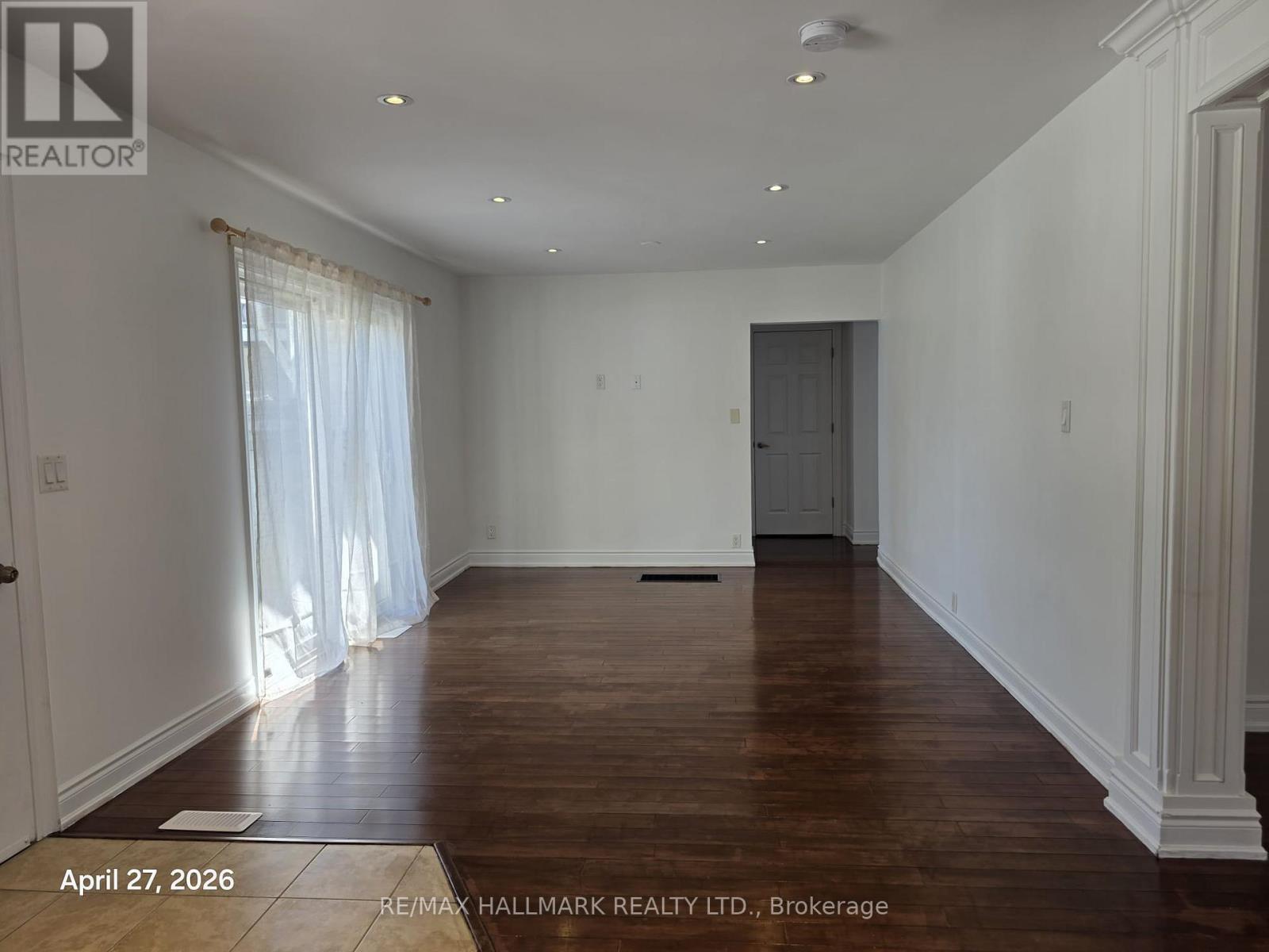 429 16th Avenue, Richmond Hill (Observatory), Ontario  L4C 7A7 - Photo 13 - N13066876