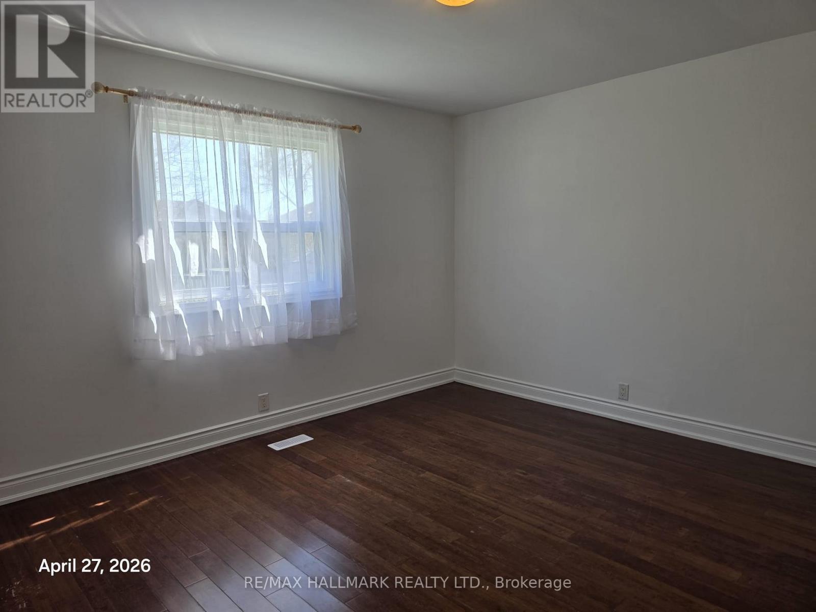 429 16th Avenue, Richmond Hill (Observatory), Ontario  L4C 7A7 - Photo 19 - N13066876