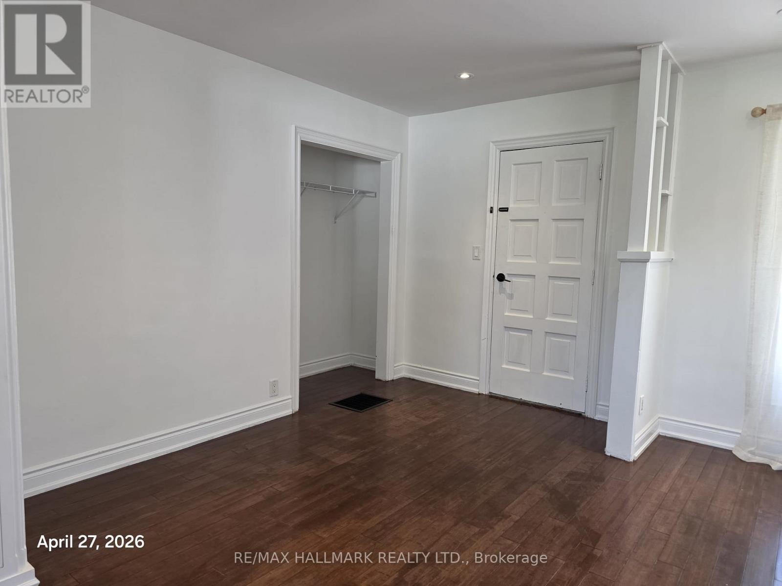 429 16th Avenue, Richmond Hill (Observatory), Ontario  L4C 7A7 - Photo 3 - N13066876
