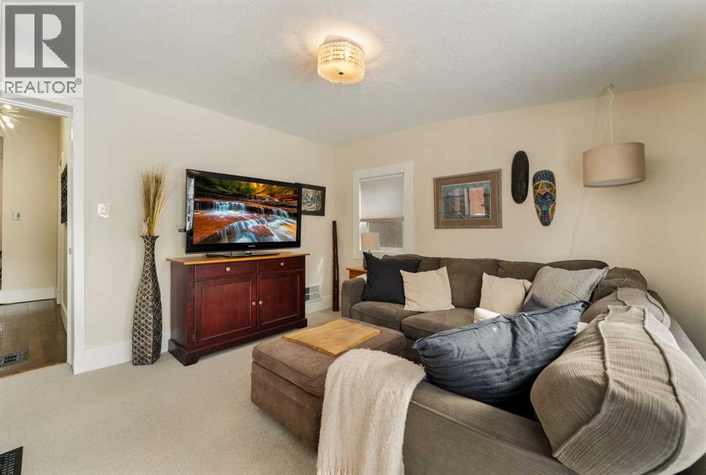 447 Marsh Road NE, Calgary, Alberta  T2E 5B2 - Photo 19 - A2300414