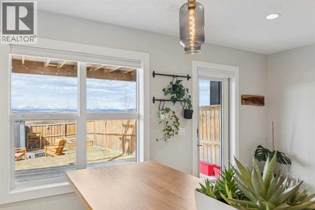 99 Heritage Heights, Cochrane, Alberta  T4C 2J8 - Photo 25 - A2306368