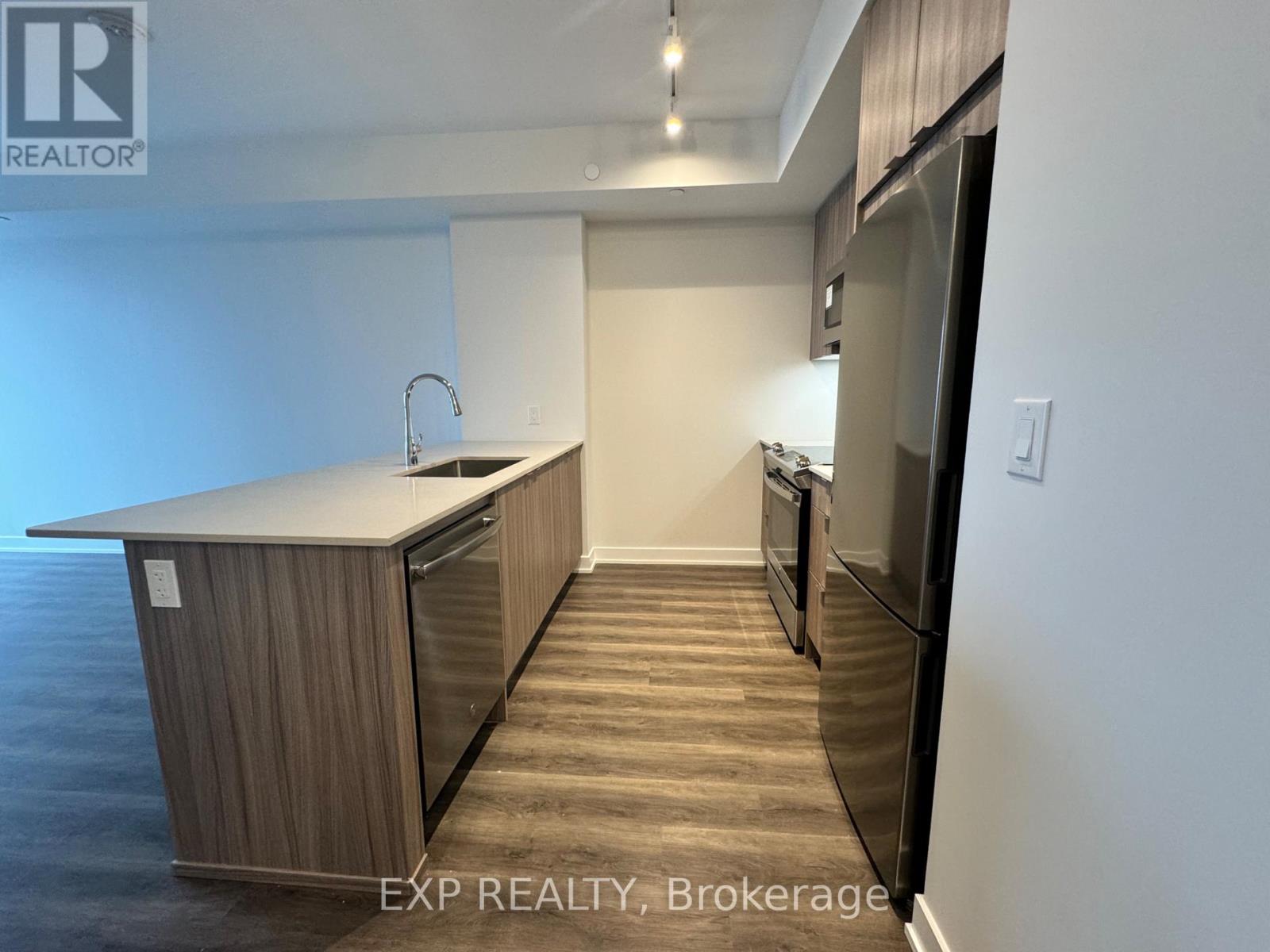 602 - 4130 Parkside Village Drive, Mississauga, Ontario  L5B 0L7 - Photo 3 - W13066840