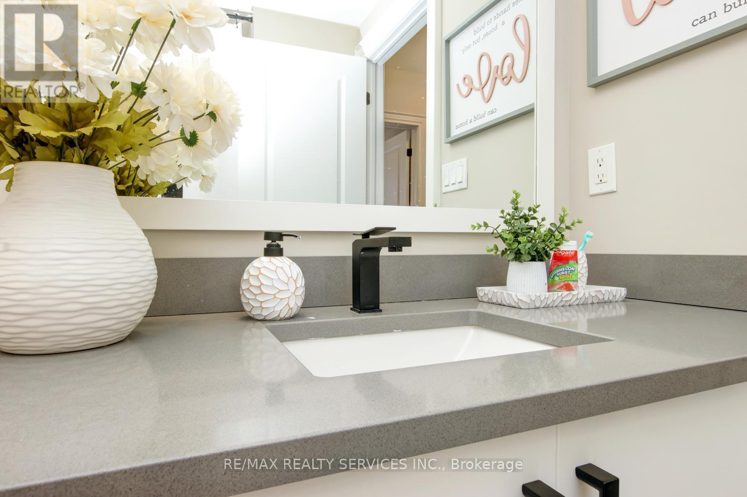 82 - 15 Lunar Crescent, Mississauga (Streetsville), Ontario  L5M 2R6 - Photo 50 - W13066862