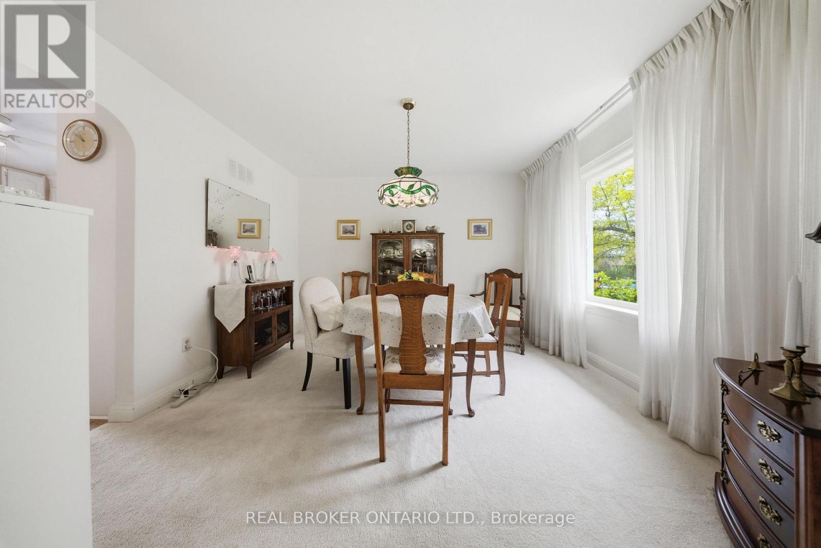 243 Sydney Street, Milton (Om Old Milton), Ontario  L9T 1E2 - Photo 8 - W13066886