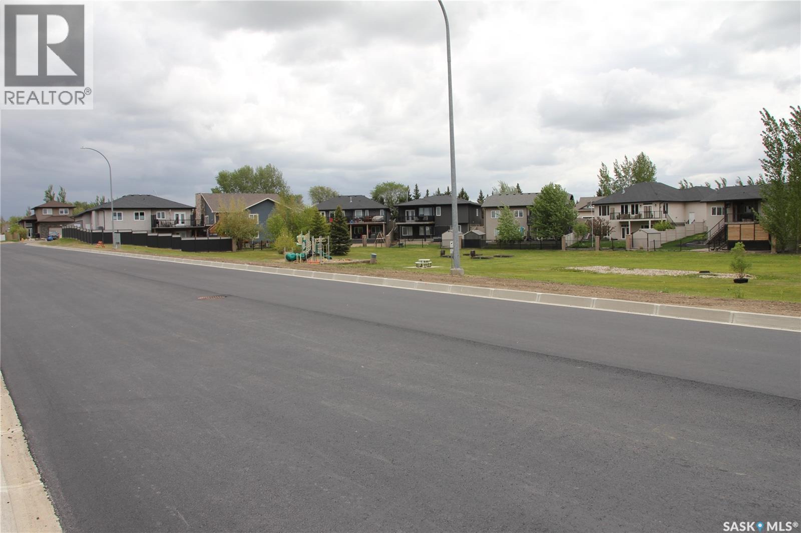 1300 Aaron Drive, Pilot Butte, Saskatchewan  S0G 3Z0 - Photo 14 - SK034423