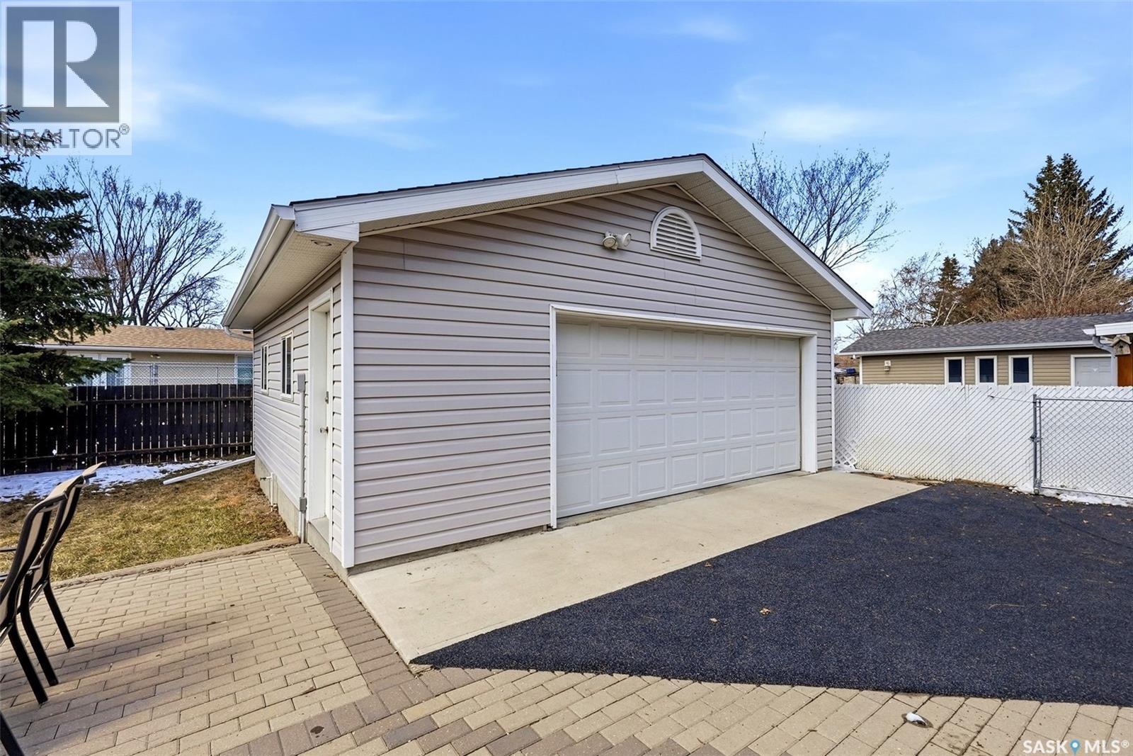 254 Wells Street, Regina, Saskatchewan  S4R 6T2 - Photo 4 - SK034276