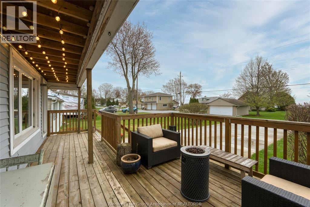 374 Lakewood Drive, Amherstburg, Ontario  N9V 2Y8 - Photo 4 - 26009740
