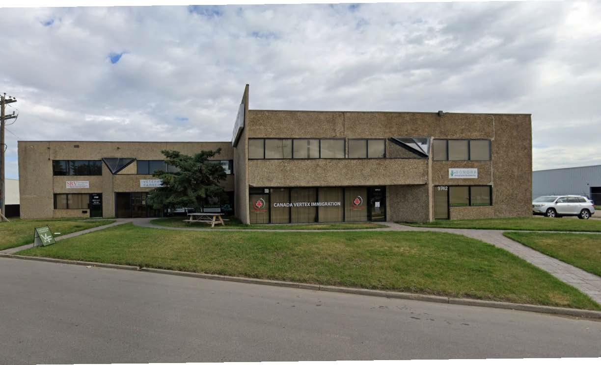 9764 9764, 9742-9762  54 Avenue, Edmonton, Alberta  T6E 0A9 - Photo 1 - 44798999